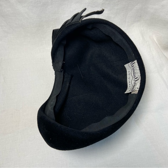 Vintage Norman Durand Velvet Hat - Picture 3 of 5